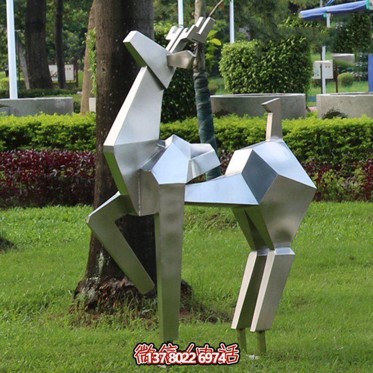 不銹鋼幾何切面鹿雕塑，優(yōu)雅動物景觀擺件