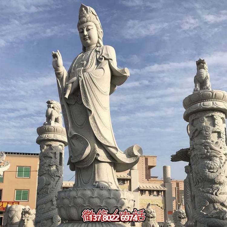 滴水觀音大型雕塑，欣賞美麗的戶外景點