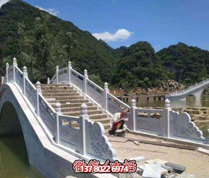 石拱橋，精美漢白玉欄桿，美景美景