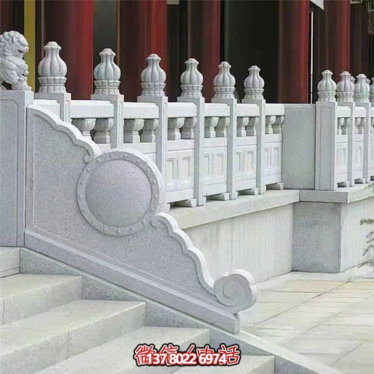 精美石雕欄桿欄板，點(diǎn)綴景區(qū)景點(diǎn)，增添園林雕塑之美
