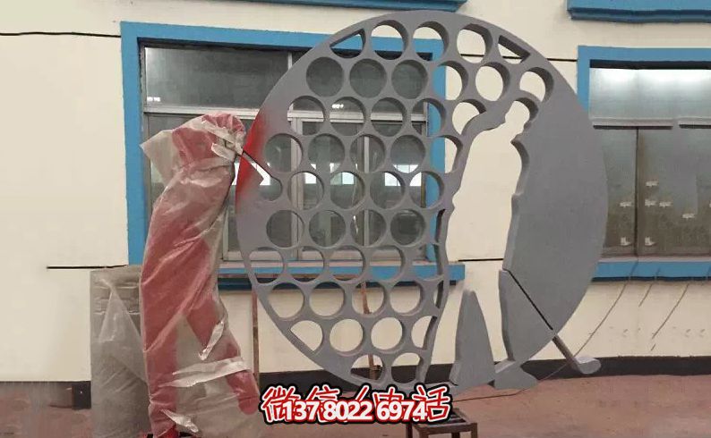 學校廣場創(chuàng)意不銹鋼打高爾夫球雕塑 學校廣場創(chuàng)意不銹鋼打高爾夫球雕塑